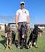 Tonka y su prima Danka junto a su abuelo Bunker De Oquiman 